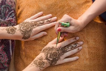 Fahrenheit Doornen Verzending Tips voor het toepassen van henna tattoos - Wellness Academie